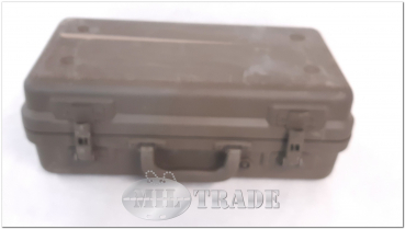 BW GFK Kiste Schutz-Koffer 47 x 26 x 18 oliv mit Tragegriff - guter Zustand