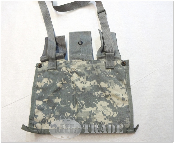 US Army Bandolier Ammunition Pouch, 6 Magazine Magazintasche ACU M-16 / M-4 / AR-15